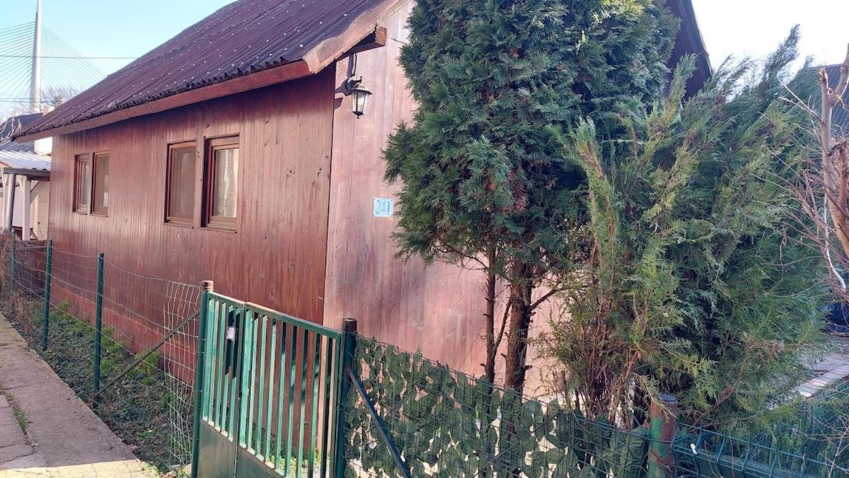 Wooden House Ada Villa Белград Екстериор снимка
